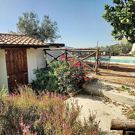 Villa Relax E Natura SantʼAgata deʼ Goti